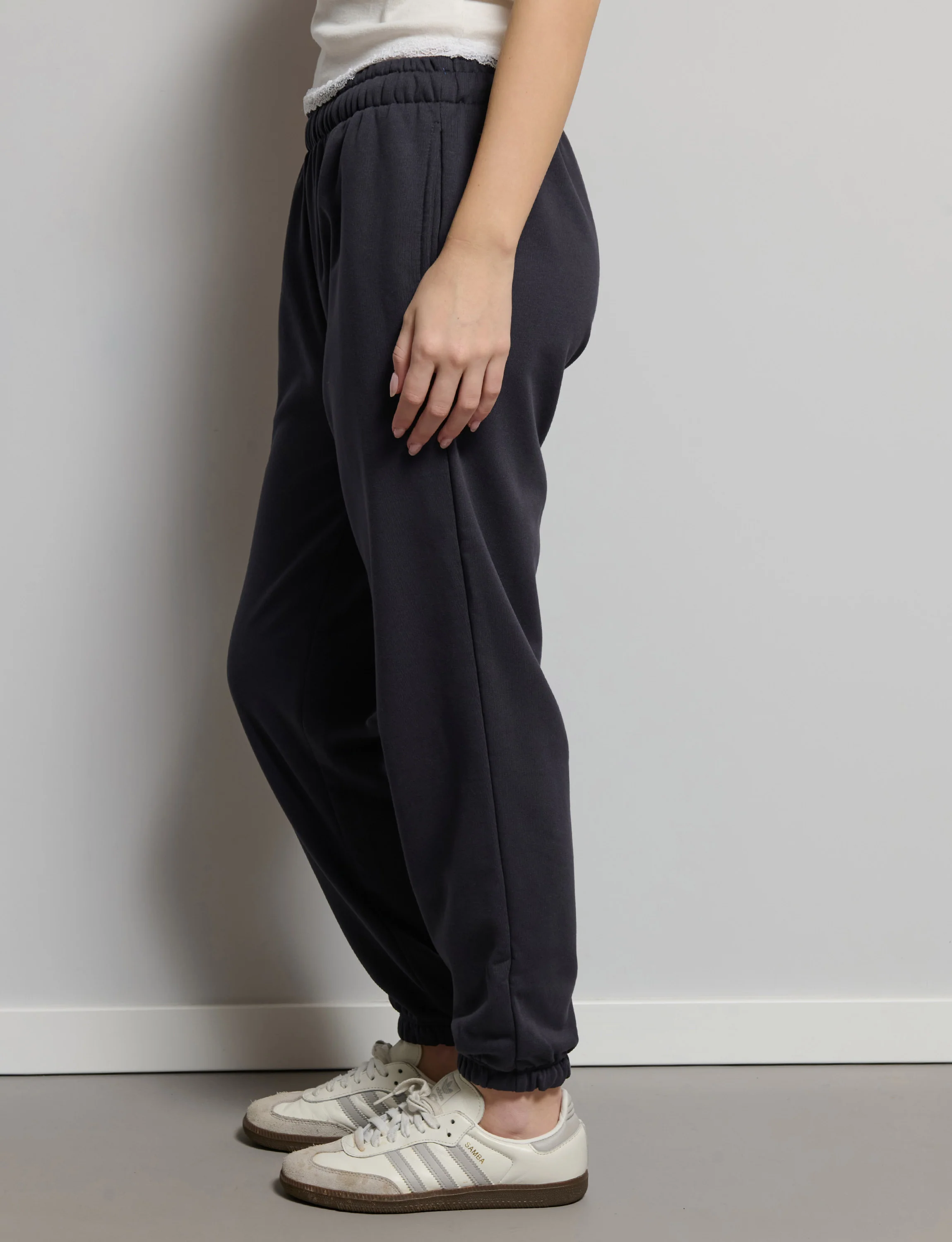 Pantalone blu notte in felpa - Image 3