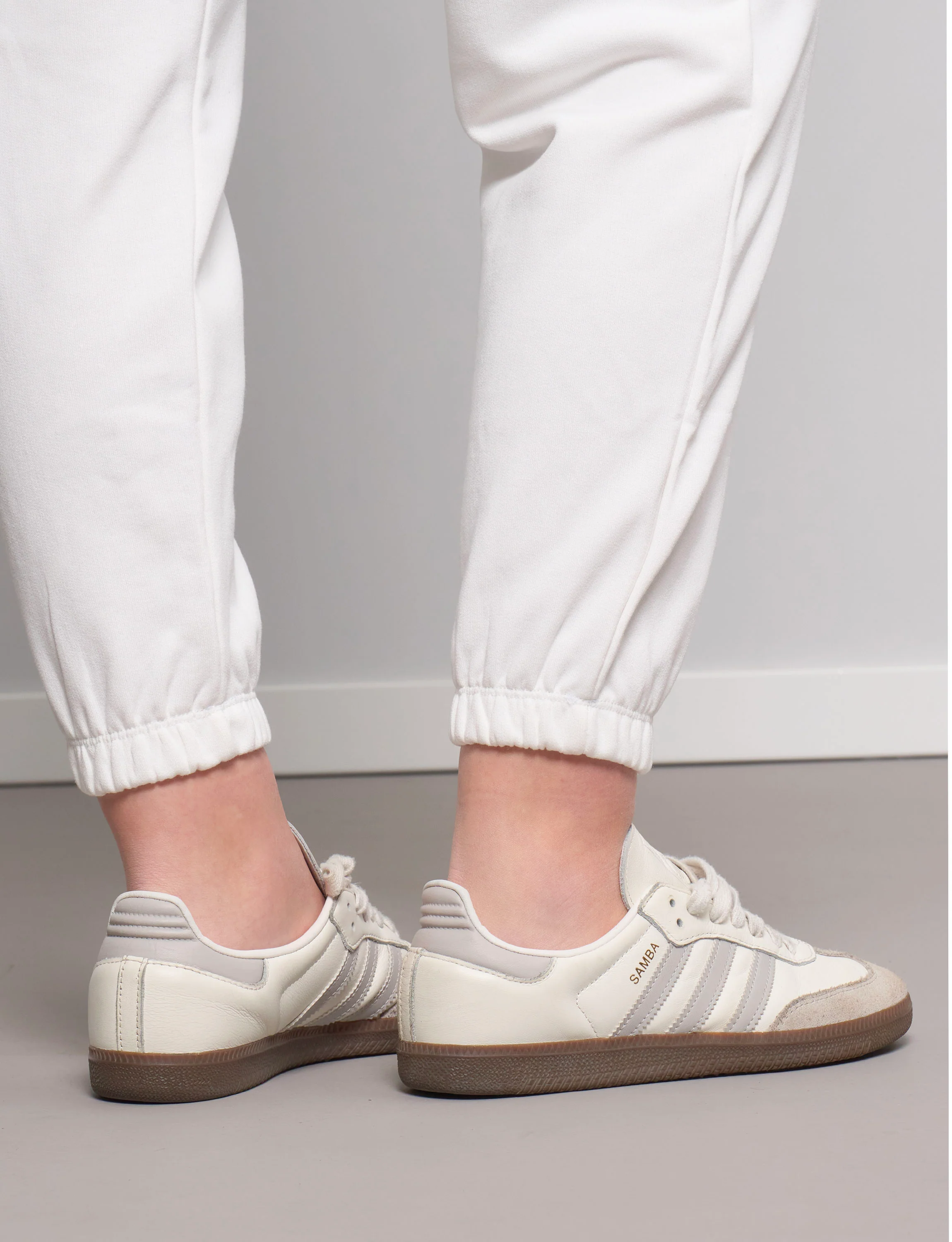 Pantalone bianco in felpa - Image 5