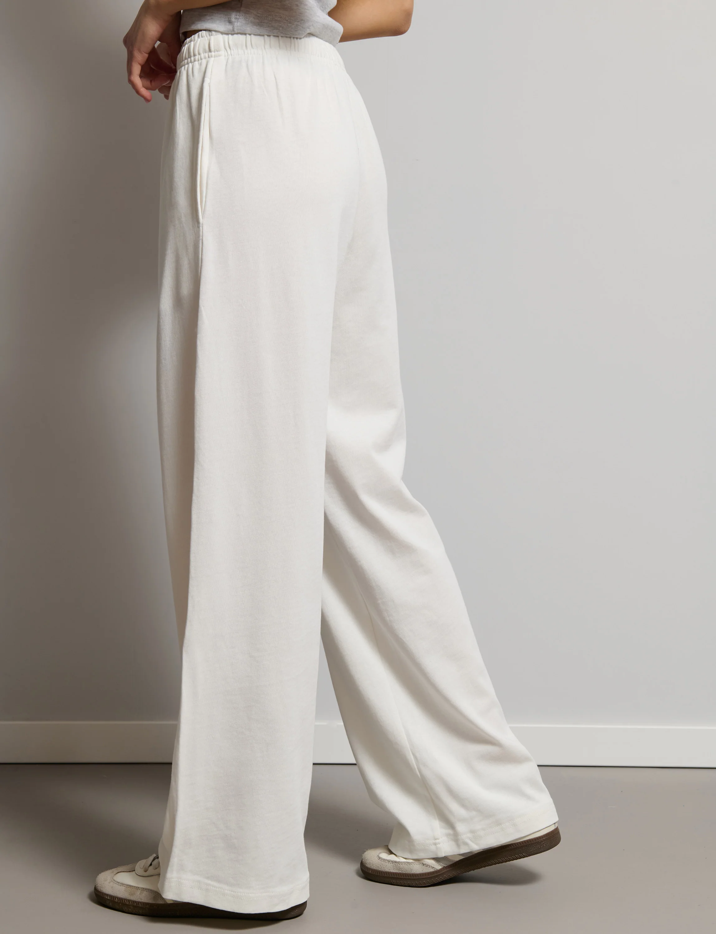 Pantalone tuta panna a gamba ampia - Image 4