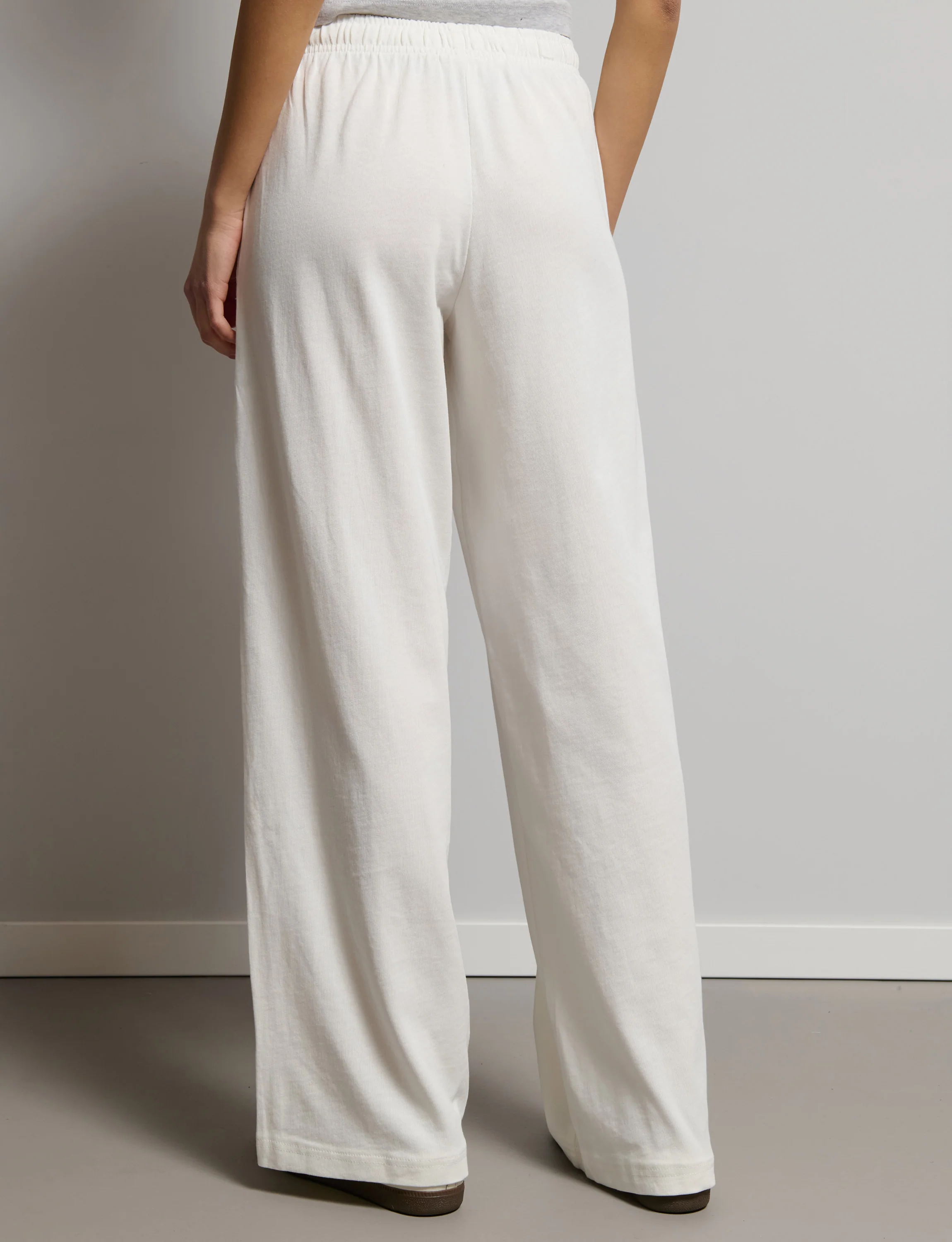 Pantalone tuta panna a gamba ampia - Image 5