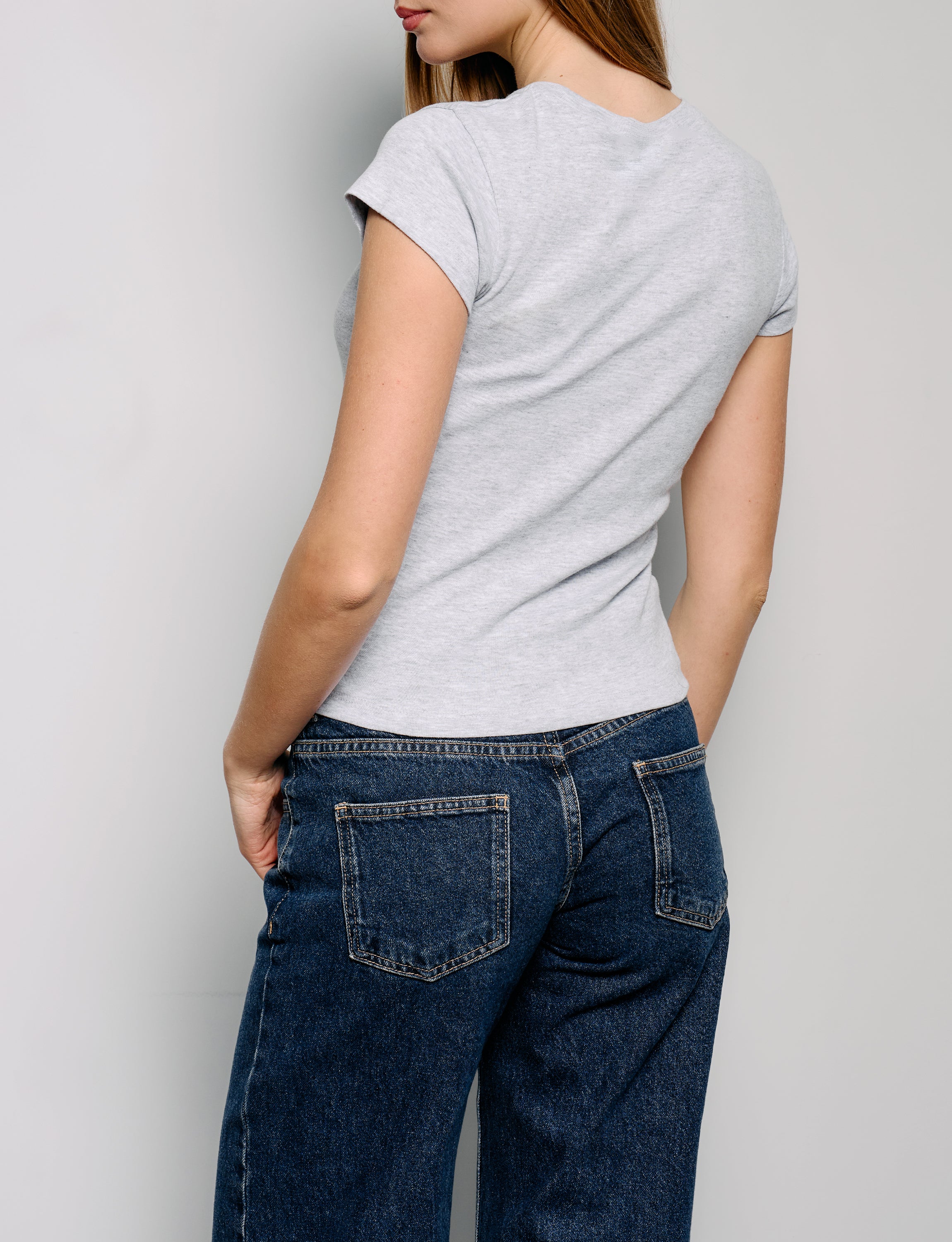 T-shirt grigia con scritta "Difficile da spiegare" - Image 3