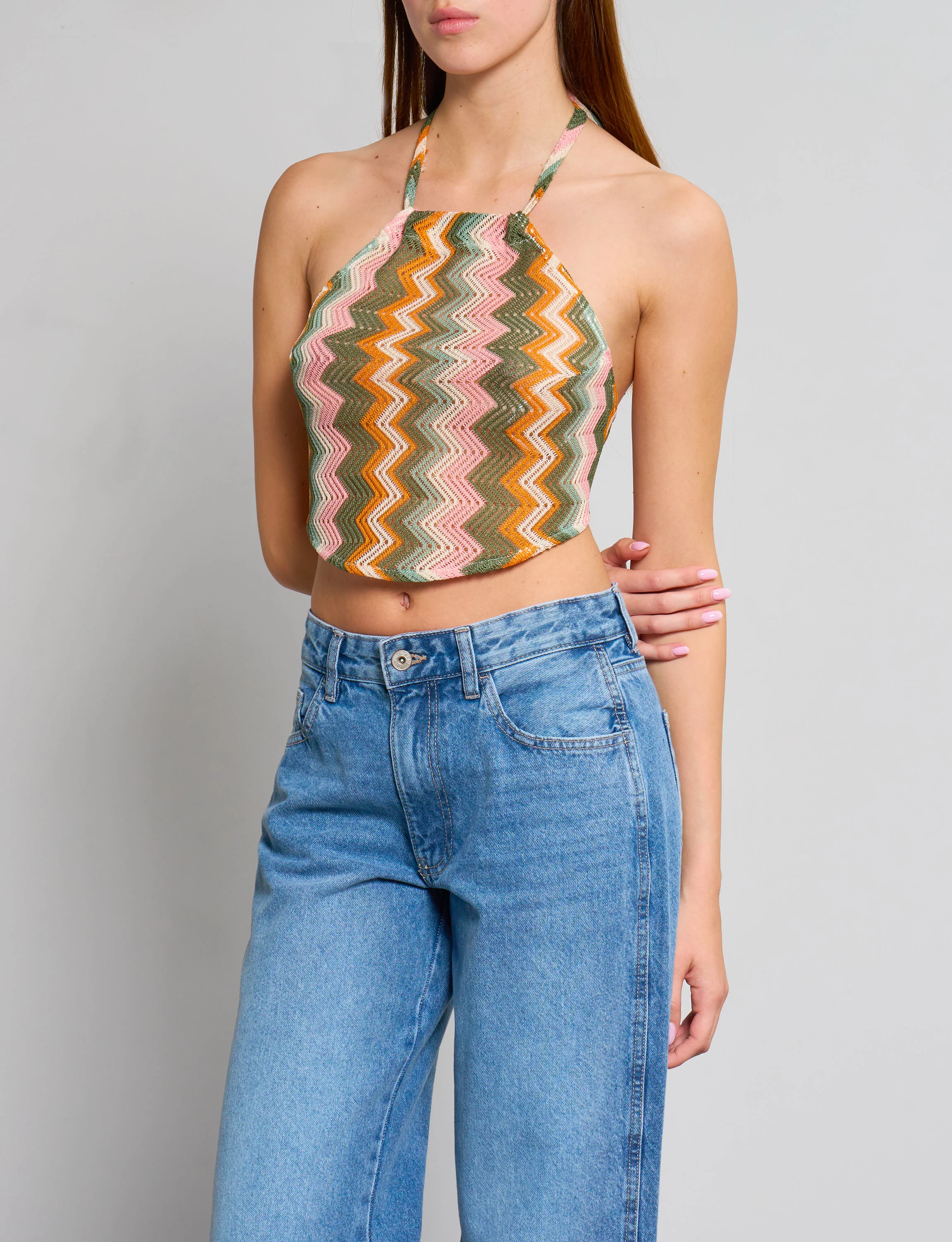 Top crochet multicolor con fantasia a zig zag